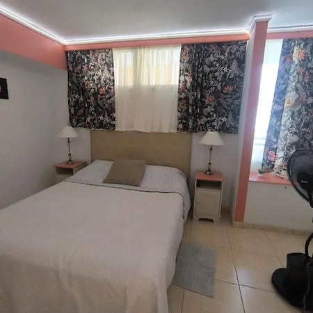 Apartament Beautiful Near The And Pool *